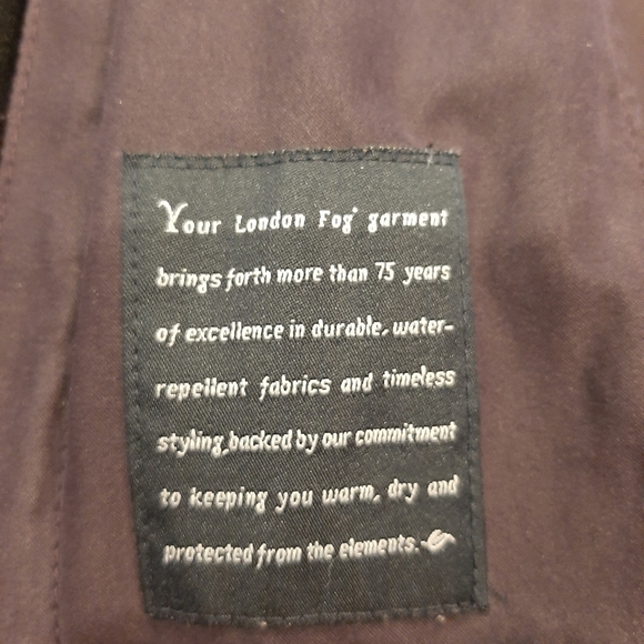 LONDON FOG Purple coat with removable hood - Picture 11 of 13